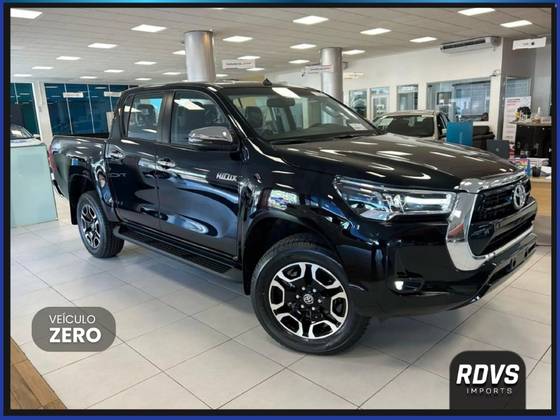 TOYOTA HILUX 2.8 D-4D TURBO DIESEL CD SRX 4X4 AUTOMÁTICO TOYOTA HILUX 2.8 D-4D TURBO DIESEL CD SRX 4X4 AUTOMÁTICO